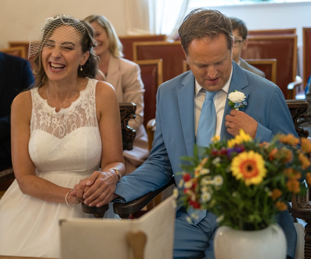 Standesamtliche Trauung von Katrin und Marc im September im wunderbaren Standesamt Konstanz - Hochzeitsfotograf Gregor Marstaller