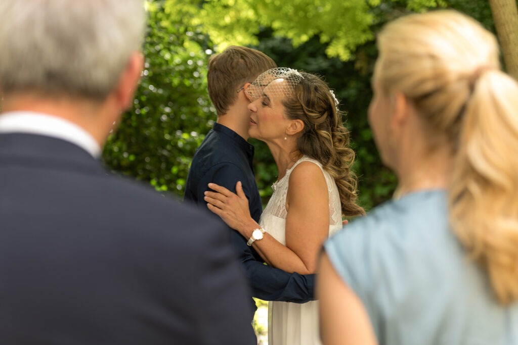 Standesamtliche Trauung von Katrin und Marc im September im wunderbaren Standesamt Konstanz - Hochzeitsfotograf Gregor Marstaller