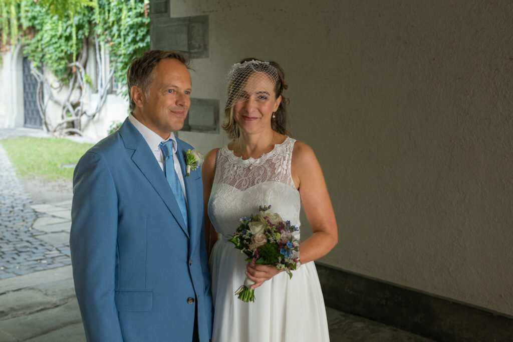 Standesamtliche Trauung von Katrin und Marc im September im wunderbaren Standesamt Konstanz - Hochzeitsfotograf Gregor Marstaller